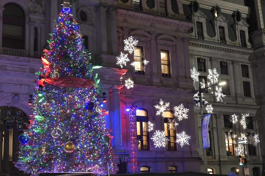 Philadelphia tree lightings and other holiday fun this weekend - Axios  Philadelphia