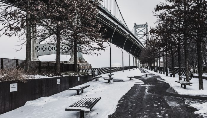 Ben Franklin 桥上的雪